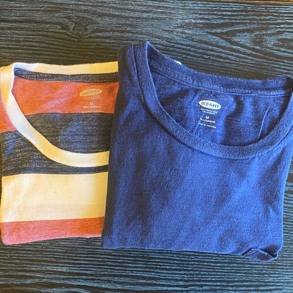 2 Piece Old Navy Short Sleeve Causal Shirts